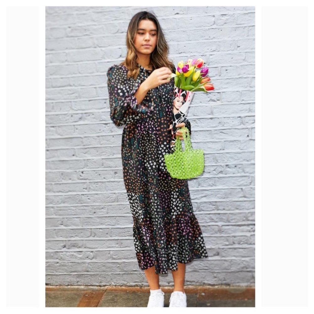 Never Fully Dressed Meadow Long Sleeve Dress Black Colorful Floral SZ 4